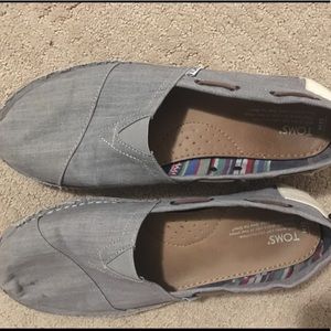 TOMS Men’s size 11